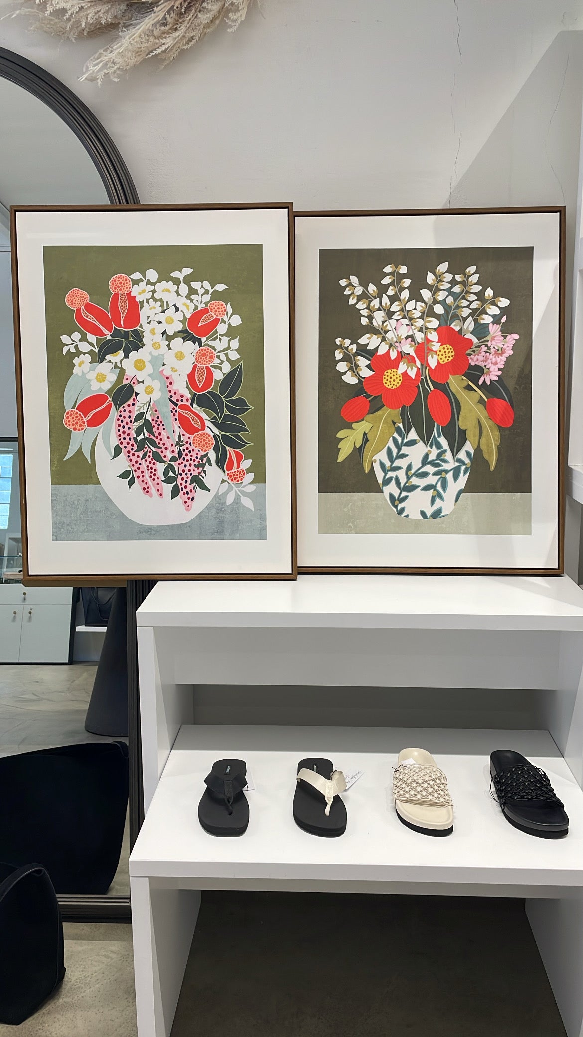 Wall Art Circa Print | Leaf Vase