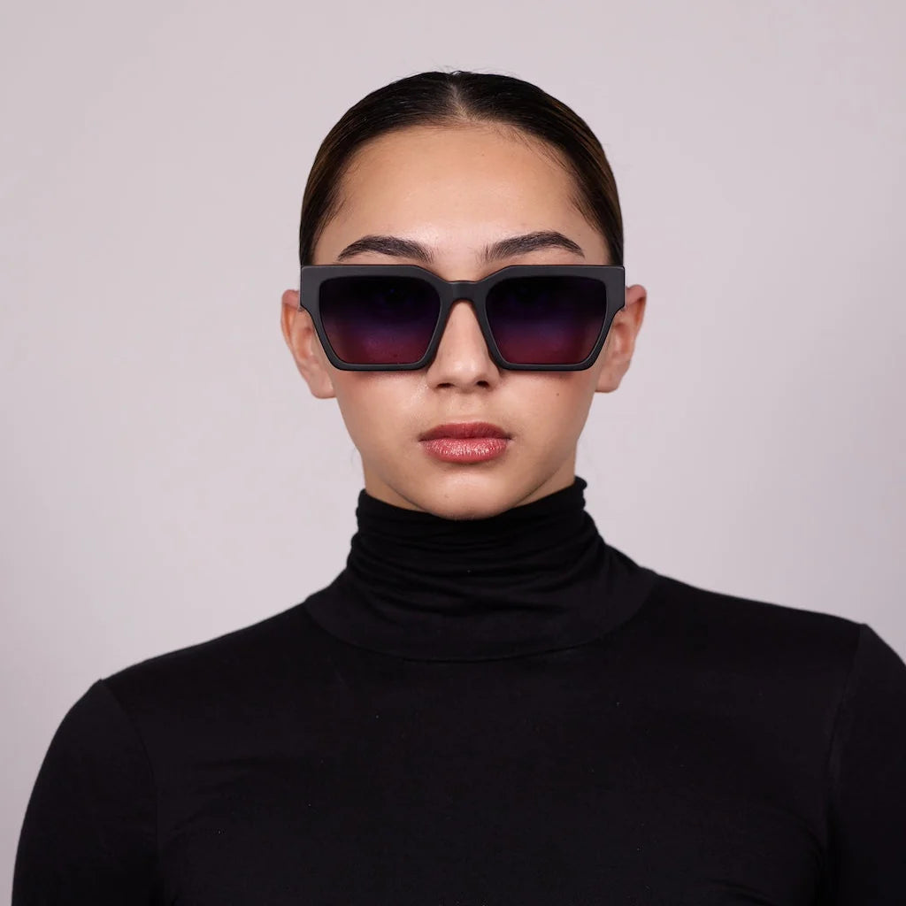 Carnage Sunglasses | Matt Black with blue to purple lens
