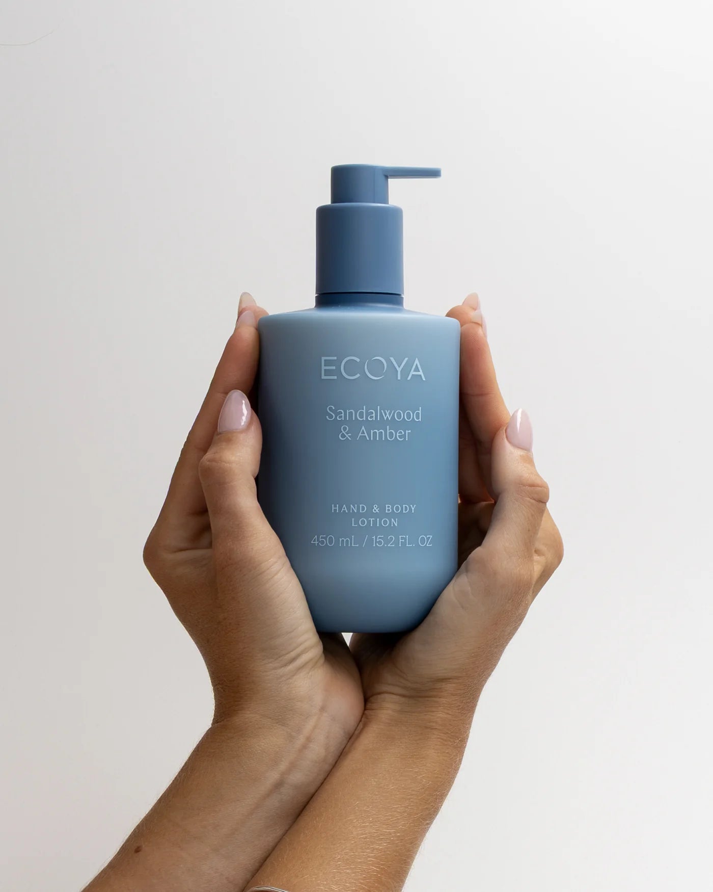 The Bathroom Edit | Sandalwood & Amber