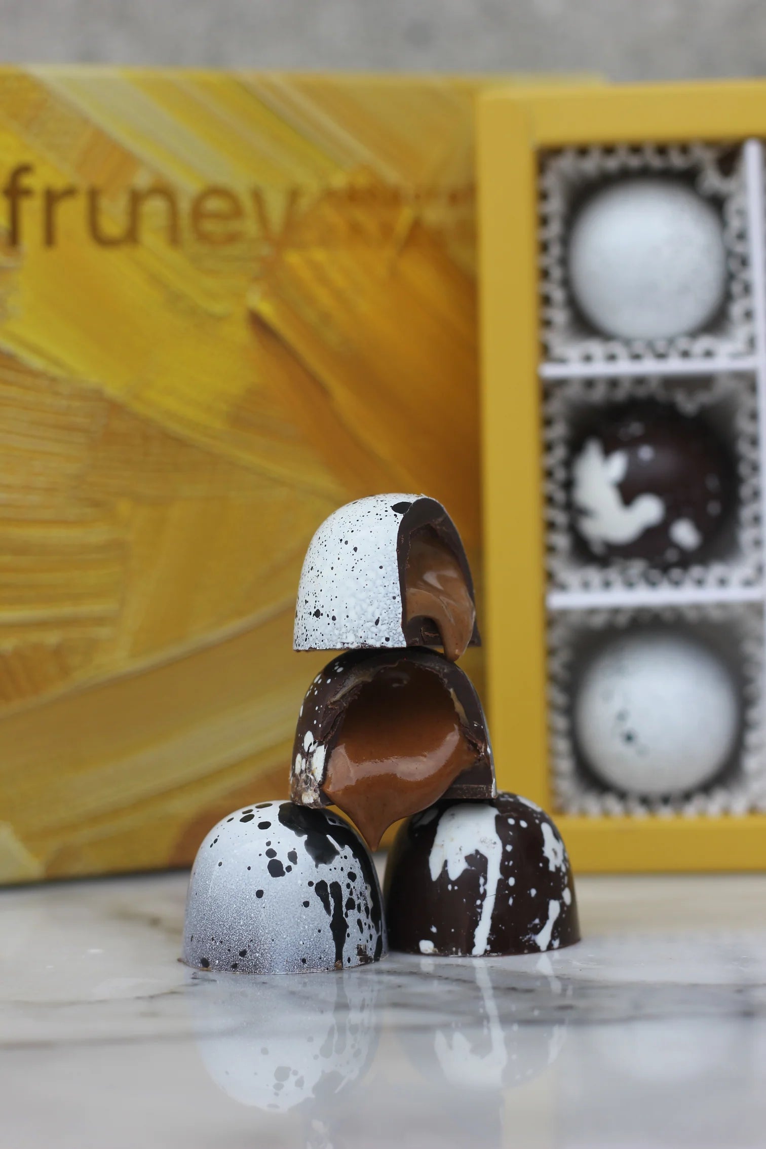 Dubai Bonbons | Golden