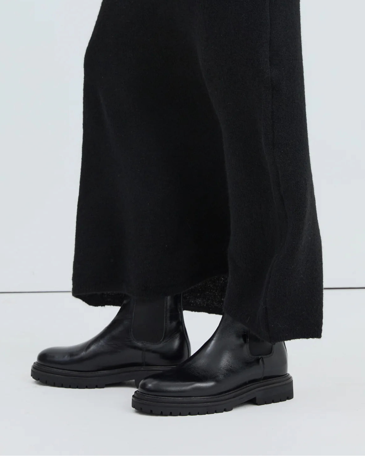 Lucie Boot | Shiny Black