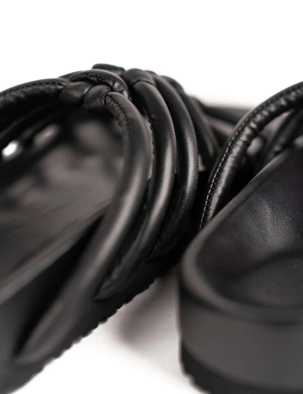 Mara Slide | Black