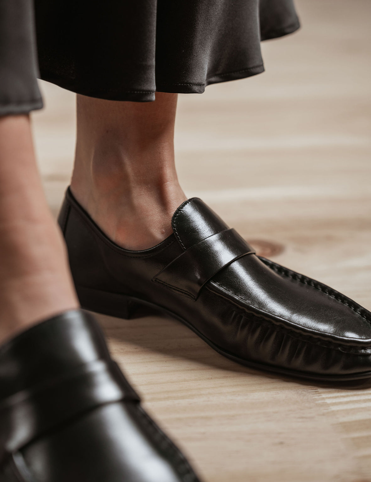 Naomi Loafer | Black
