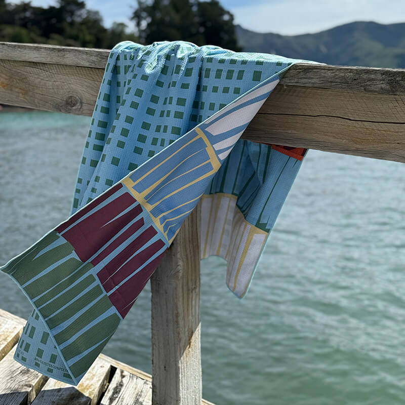 Sandfree Towel | Cheese & Pineapple