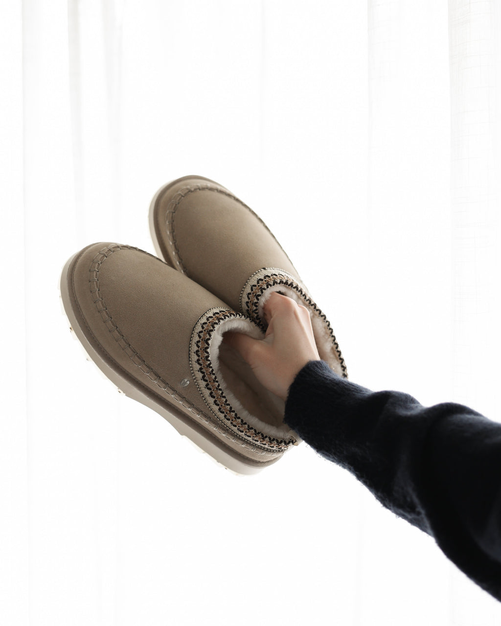 Sharky Adventure Scuff | Sand