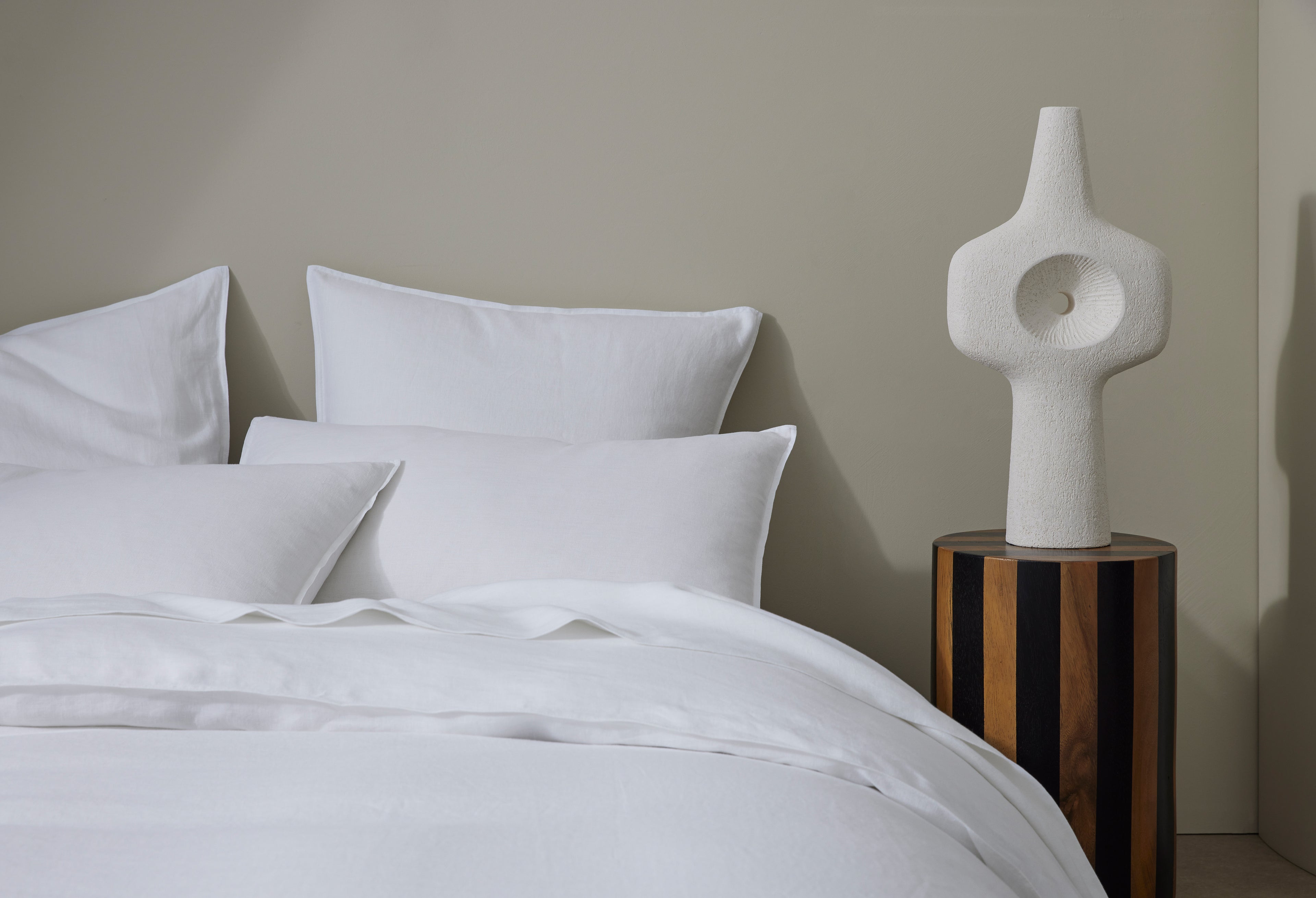 Ravello Linen Fitted Sheet | White | Queen