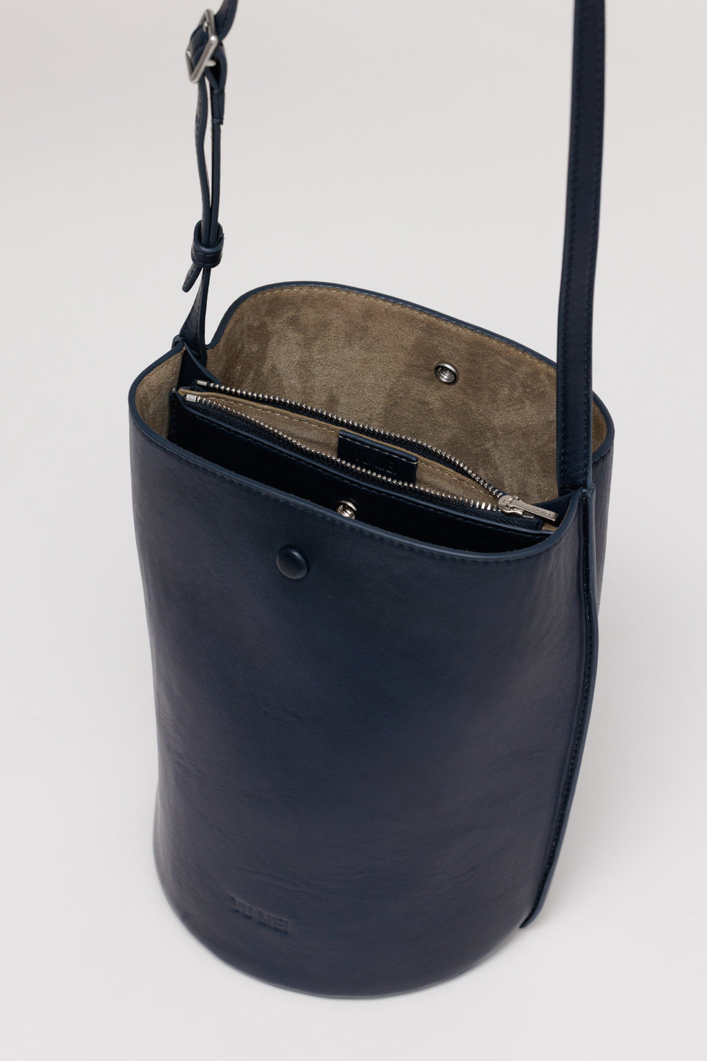 Phoebe Bucket | Eclipse Lambskin