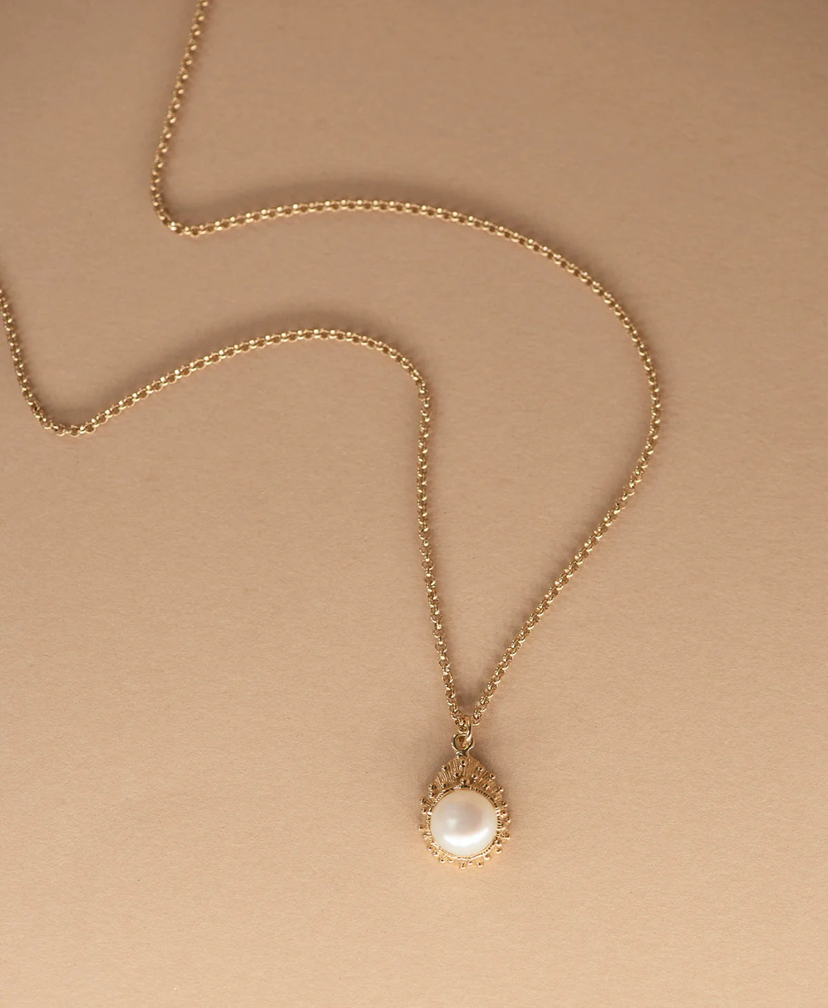 Lulu Necklace | 22k Gold Vermeil with Freshwater Pearl