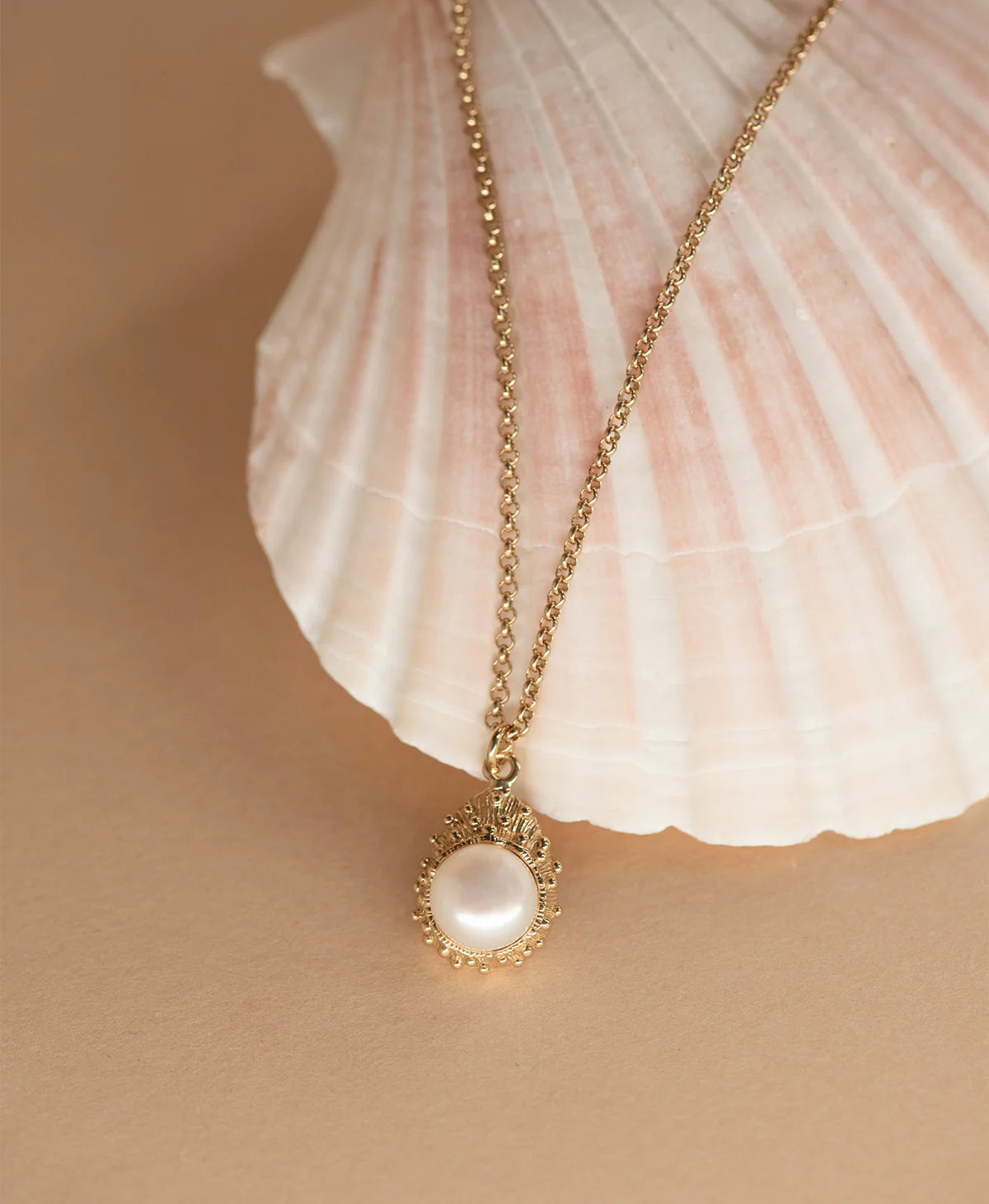 Lulu Necklace | 22k Gold Vermeil with Freshwater Pearl