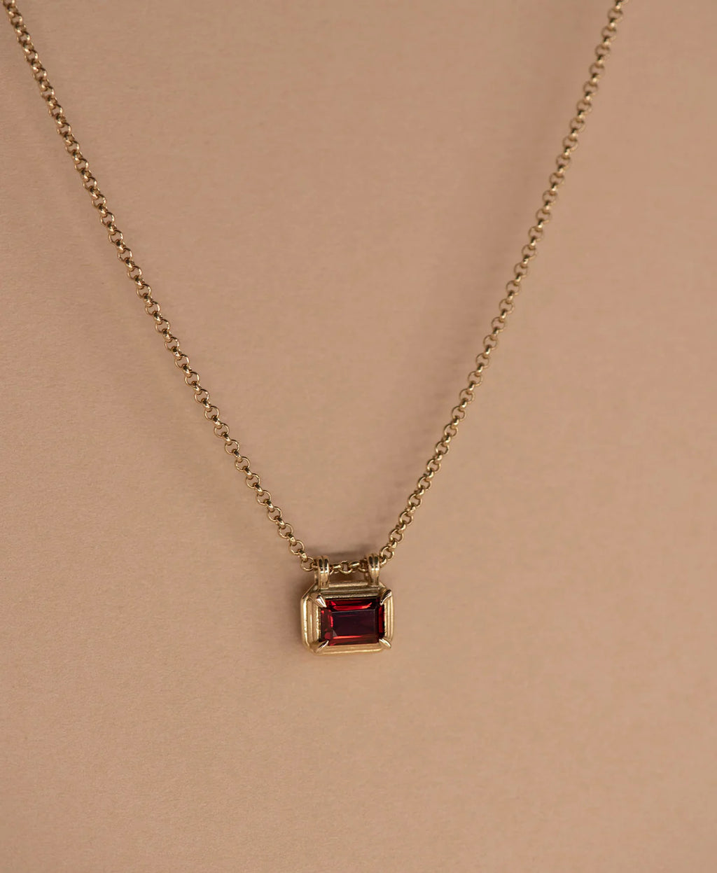 Naia Necklace |22k Gold Vermeil with Rhodolite Garnet