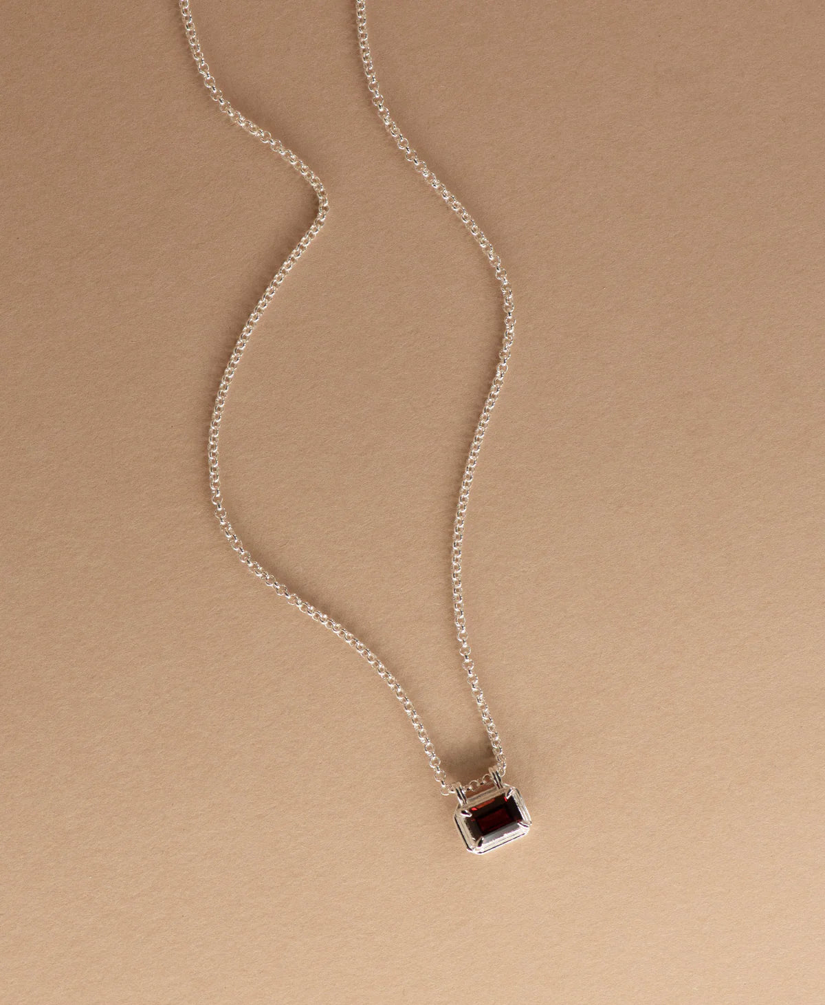 Naia Necklace |925 Sterling Silver with Rhodolite Garnet