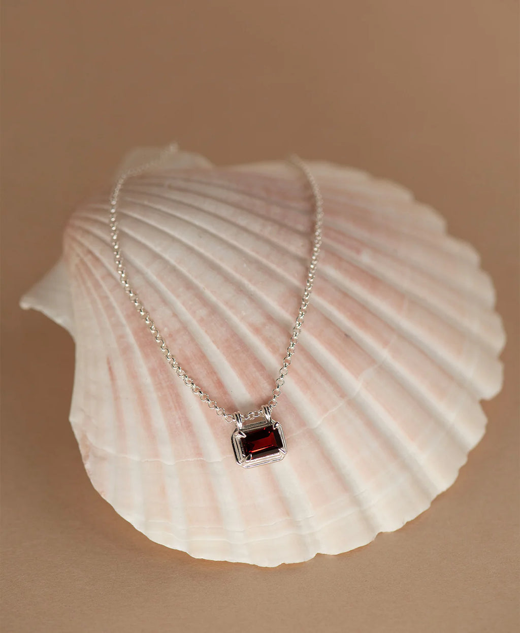 Naia Necklace |925 Sterling Silver with Rhodolite Garnet